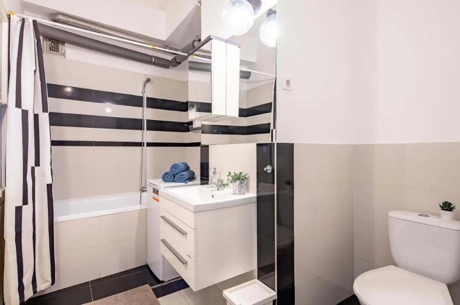 Cityscape Budget Oktogon Apartment Budapest
